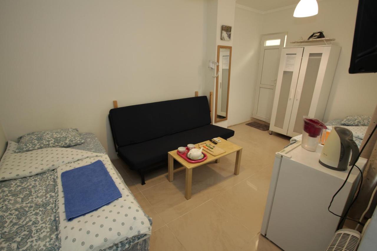 Sukhum City Mini Hotel Sukhumi Esterno foto