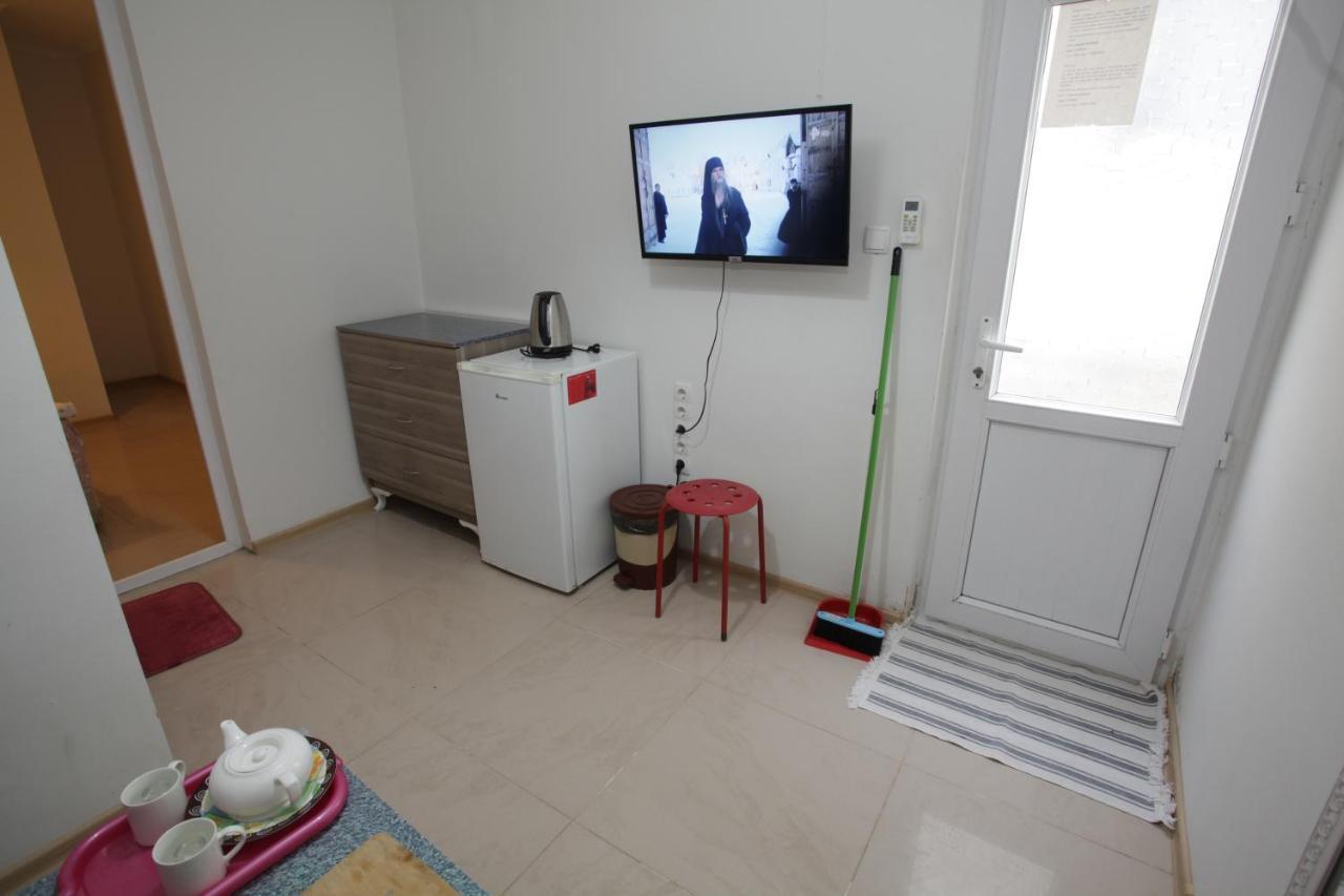 Sukhum City Mini Hotel Sukhumi Esterno foto