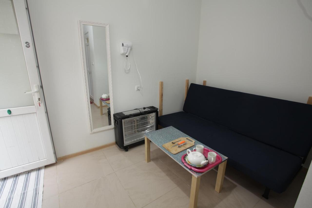 Sukhum City Mini Hotel Sukhumi Esterno foto